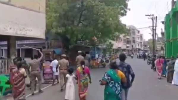 DMK-BJP clash at Pallapatti polling booth in Aravakurichi constituency DMK-BJP clash at Pallapatti polling booth in Aravakurichi constituency