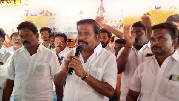 தி.மு.க அலை வீசுகிறது