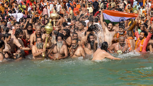  மையங்கள்