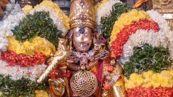 Madurai Meenakshi Amman Temple implement too many restrictions for Chithirai thiruvizha Madurai Meenakshi Amman Temple implement too many restrictions for Chithirai thiruvizha