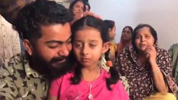 Missing CRPF Jawans Daughter Makes Emotional Appeal for His Release to Maoist Missing CRPF Jawans Daughter Makes Emotional Appeal for His Release to Maoist