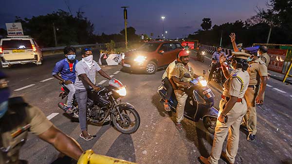 இரவு நேரங்களில் யாருக்கு அனுமதி