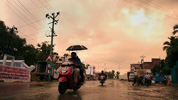 Tamil Nadu weather report: Madurai, Salem, Erode 104 F record says Chennai met office Tamil Nadu weather report: Madurai, Salem, Erode 104 F record says Chennai met office