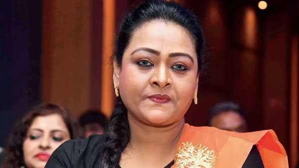 ஷகீலா வேதனை