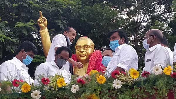 சிங்கங்களாக இருப்போம்