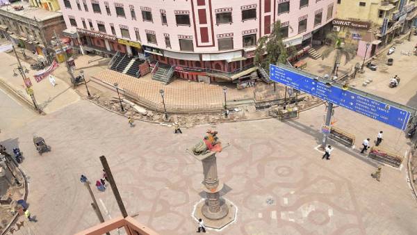 Covid-19 spread weekend lockdown imposed in Uttar Pradesh Covid-19 spread weekend lockdown imposed in Uttar Pradesh