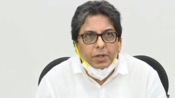 பணி நீட்டிப்பும் இடமாற்றமும்