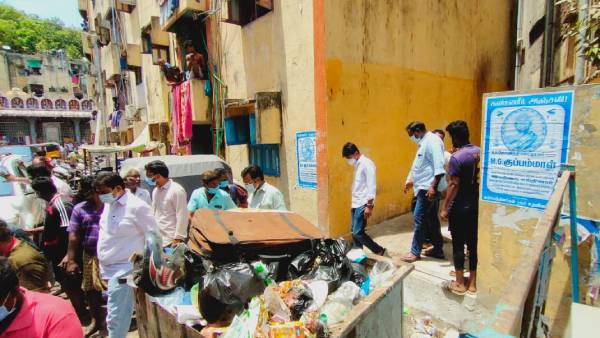 அதிகாரிகளை அழைத்தார்