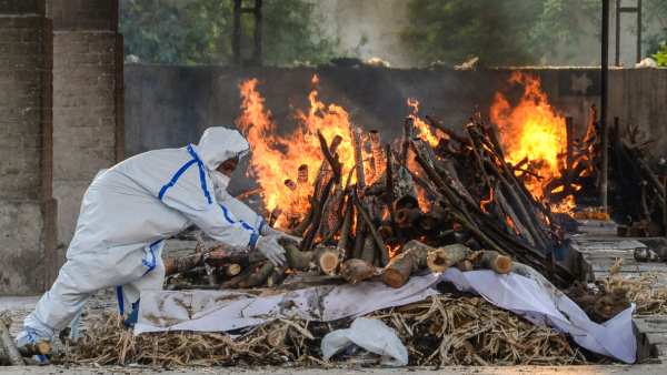 Karnataka saw deadliest month in May due to corona Karnataka saw deadliest month in May due to corona