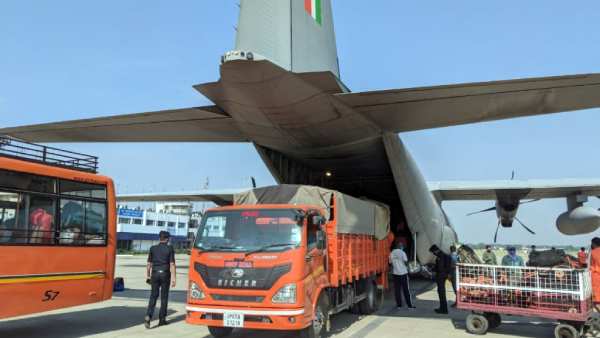 தயார் நிலையில் மீட்புப்படை வீரர்கள்