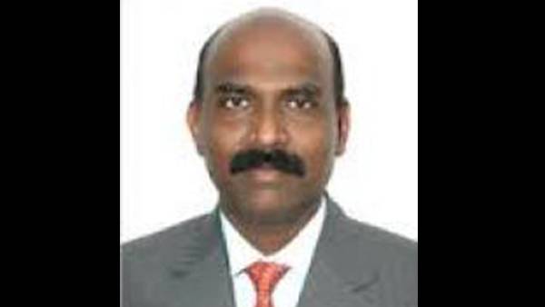 வேலுமணி மீது வழக்கு