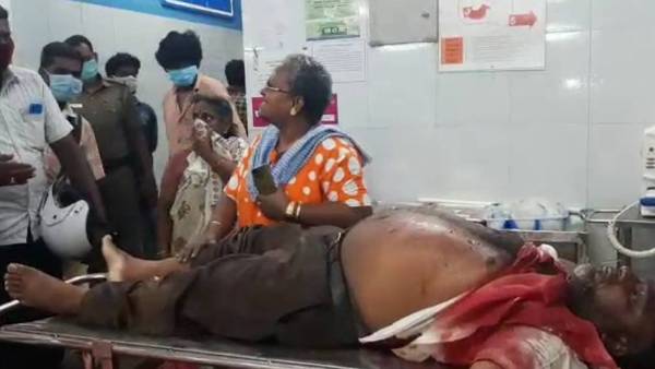 Assassination of a youth on a two wheeler in Dindigul Assassination of a youth on a two wheeler in Dindigul
