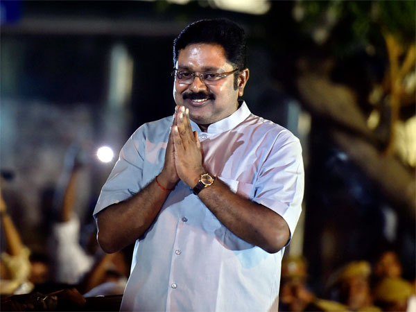 தினகரன்