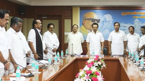 a committee with all party members formed to control corona spread in Tamil Nadu a committee with all party members formed to control corona spread in Tamil Nadu