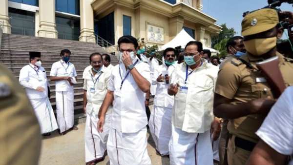 ஏன் கலைவாணர் அரங்கம்