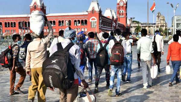 Corona Lockdown: 2 lakh people have left the capital Chennai for their hometown Corona Lockdown: 2 lakh people have left the capital Chennai for their hometown