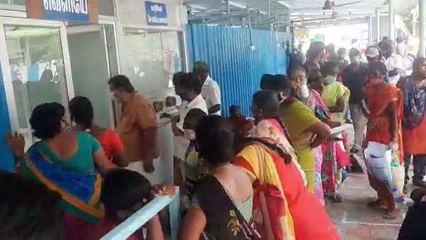corona patients are waiting at Salem Government Hospital corona patients are waiting at Salem Government Hospital