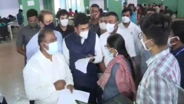 BJP MP Tejasvi Surya says he found corona bed scam, but there is no bed available in Bangalore till date BJP MP Tejasvi Surya says he found corona bed scam, but there is no bed available in Bangalore till date
