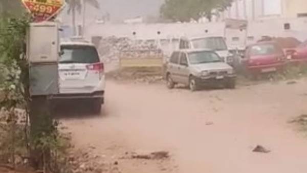 Heavy rain lashes in Coimbatore Heavy rain lashes in Coimbatore