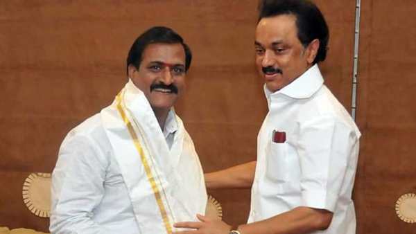 திமுகவில் இணைந்தார் சேகர் பாபு