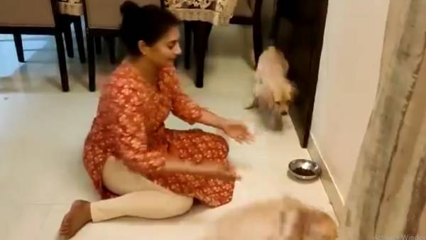 தோழி நெகிழ்ச்சி
