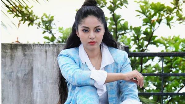 அசத்தும் விதவிதமான போட்டோக்கள்