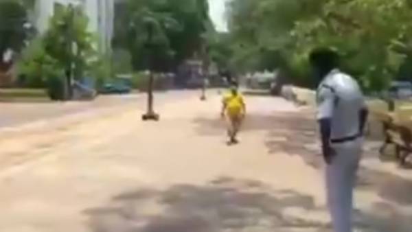 இனிப்பு வாங்க