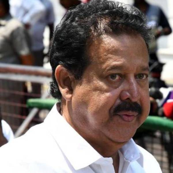 சீனியர் அமைச்சர்