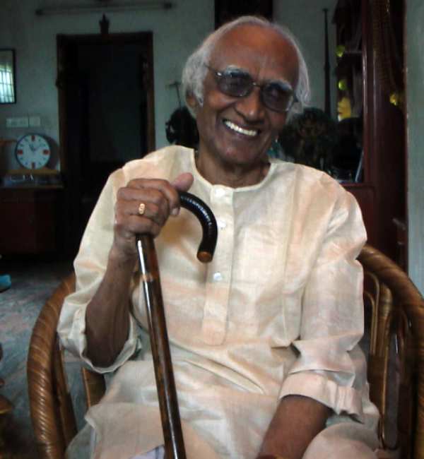 மிக நெருக்கமாக்கியவர்