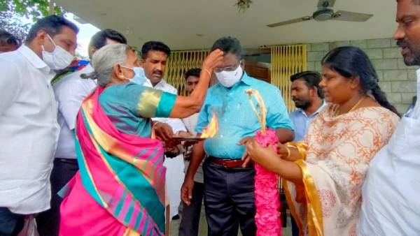 தலித் முத்திரை