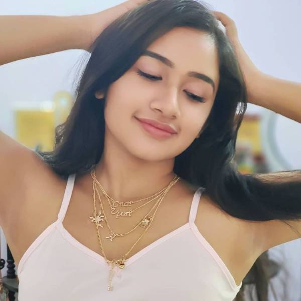கடைக்குட்டி வேடத்தில் கலக்கல்