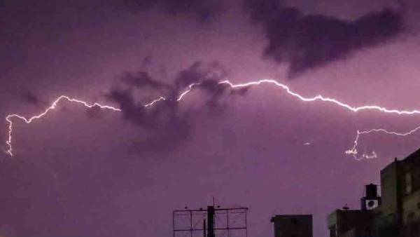 Lightning kills 27 people in West Bengal in single day Lightning kills 27 people in West Bengal in single day