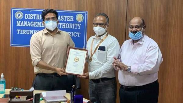Nellai Star TDCCI Award for Social Volunteer in the Corona Period Nellai Star TDCCI Award for Social Volunteer in the Corona Period