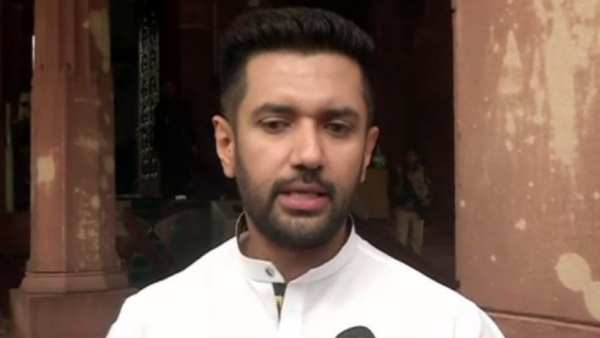 Chirag Paswans 5 LJP MPs to jump to Nitish Kumars JDU Chirag Paswans 5 LJP MPs to jump to Nitish Kumars JDU