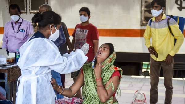 9,73,158 பேர் சிகிச்சை
