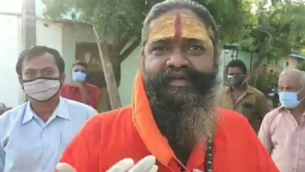 கொரோனா தேவிக்கு சிலை