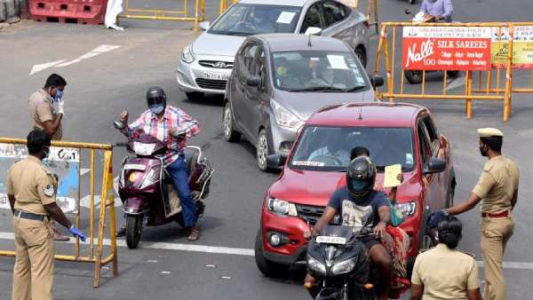 வாகனங்களில் பயணம்