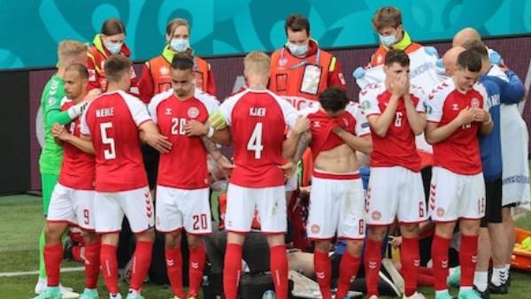 Euro Cup football Danish player fainted on the field during the match Euro Cup football Danish player fainted on the field during the match