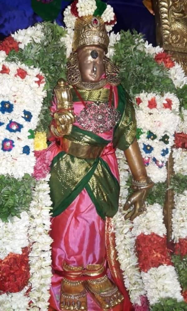 Aani Unjal festival at Meenakshi Amman temple Aani Unjal festival at Meenakshi Amman temple