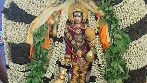 ஜோதி வடிவில் கலந்த அம்மையார்