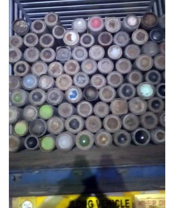 Use businessman give 330 oxygen cylinders to Tamilnadu government Use businessman give 330 oxygen cylinders to Tamilnadu government