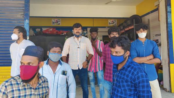 யார்