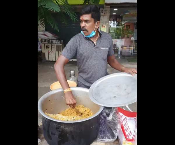 அண்டாவில் பிரியாணி