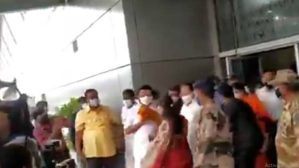 வரவேற்பு