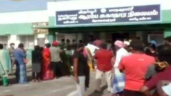 North India workers who come for vaccination sent back by local people In Tirupur North India workers who come for vaccination sent back by local people In Tirupur