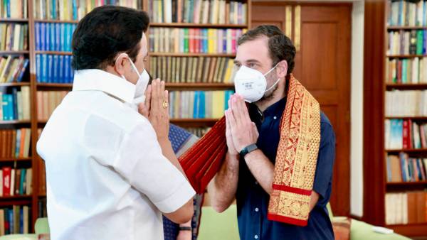 என்ன புத்தகம்