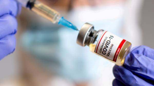 UAE permits Indians for Work - Vaccine, Corona Negative Certificate Mandatory UAE permits Indians for Work - Vaccine, Corona Negative Certificate Mandatory