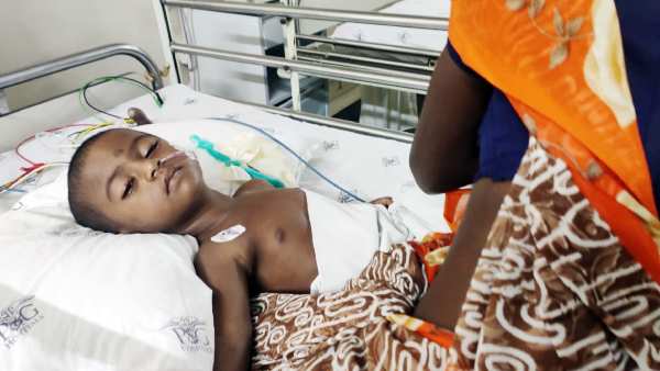 Help Sathyasri to get her treatment done in Madurai Help Sathyasri to get her treatment done in Madurai
