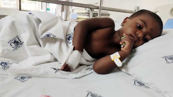 Help Sathyasri to get her treatment done in Madurai Help Sathyasri to get her treatment done in Madurai