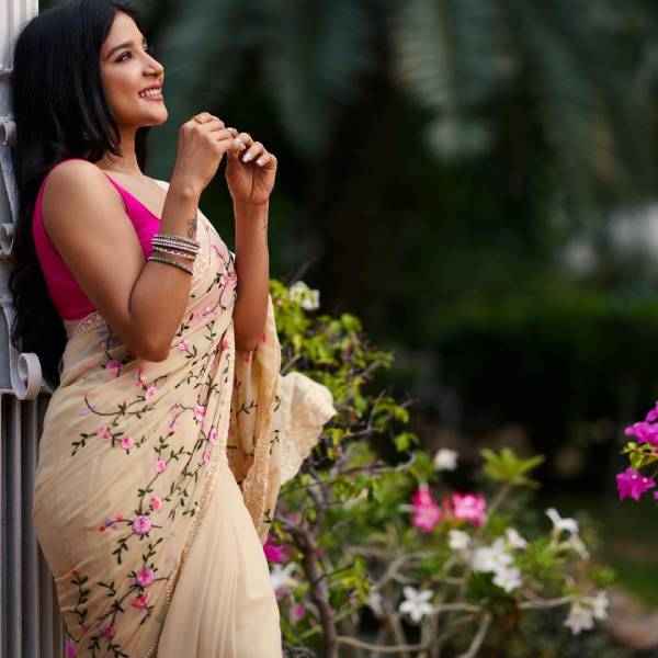 கட்டுக்கோப்பு முக்கியமில்லியா